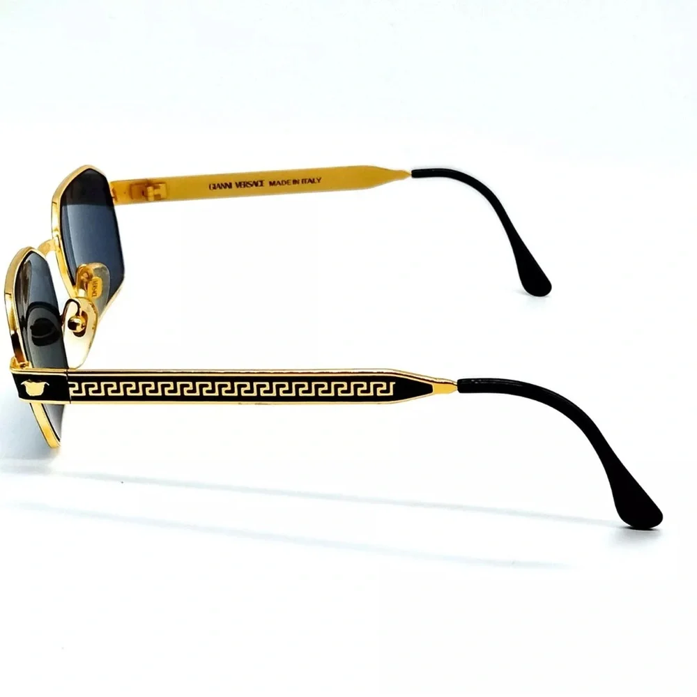 Authentic Gianni Versace Sunglasses  S59 Men's Gold with case